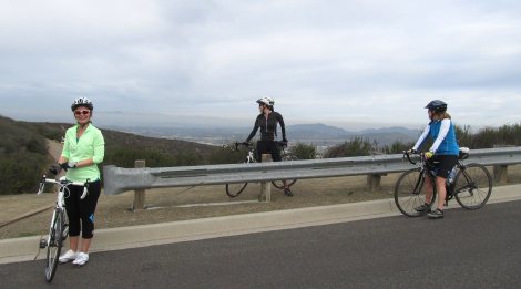  Michell ran into the magnificent trio of Brielle, Jennifer & Suzanne admiring the view off Double Peak Rd. She tried to entice them to give the paved Ridgeline Trail a go, but nobody would bite... Smart gals!! 