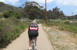 Back up Rose Canyon Path (yes, that dip north of the curve is flooded).