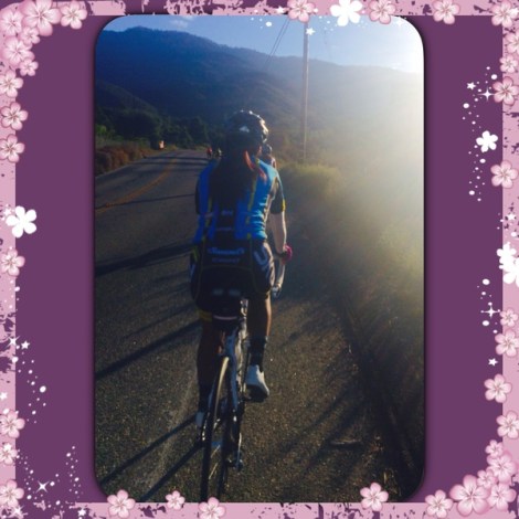 And they are off... the start of the 11.6 mile climb