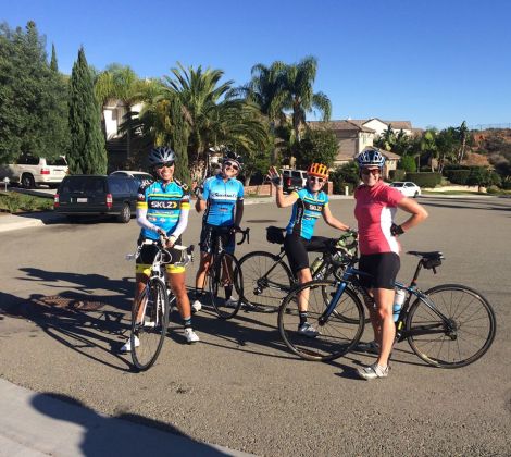 We all tried to pretend to look like THAT didn't just happen (Hemingway, that is).  Janice, Heather B, Heather K, Vivienne.